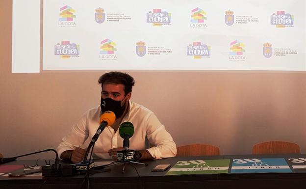 Javier Cercas, Manuel Vilas, Inma Chacón o Fernando Savater pasarán por la Feria del Libro