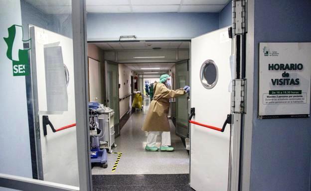 Sanidad declara un brote en la residencia de Casatejada, con tres positivos y 35 contactos