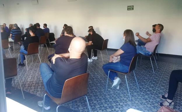 Los hosteleros se reúnen para aclarar dudas y problemas