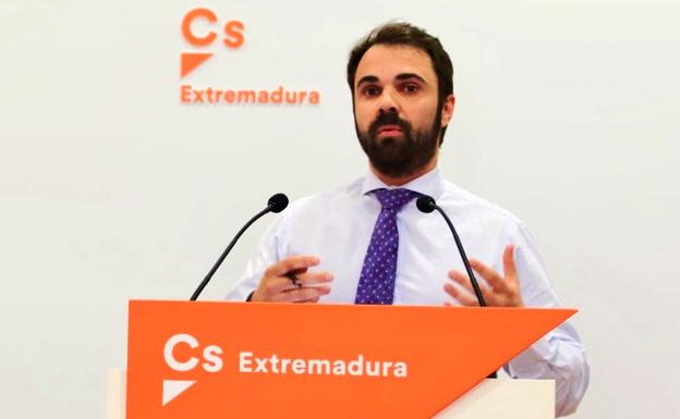 Ciudadanos considera que PP y PSOE «se han alineado para tapar la cancelación de las fiestas de San Miguel»