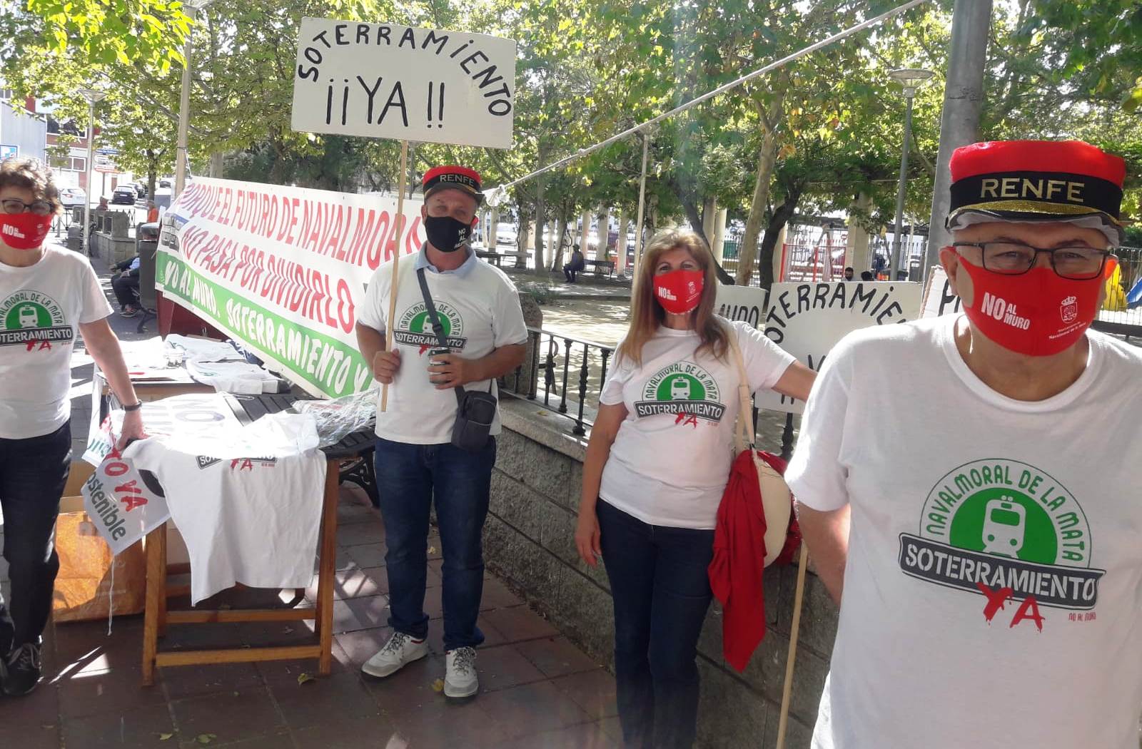 La plataforma No al Muro estrena mascarillas reivindicativas