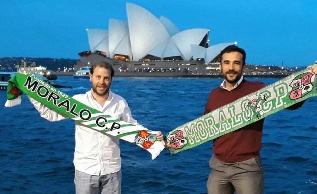 Óscar Mussons, el moralo que ayuda a refugiados en Australia