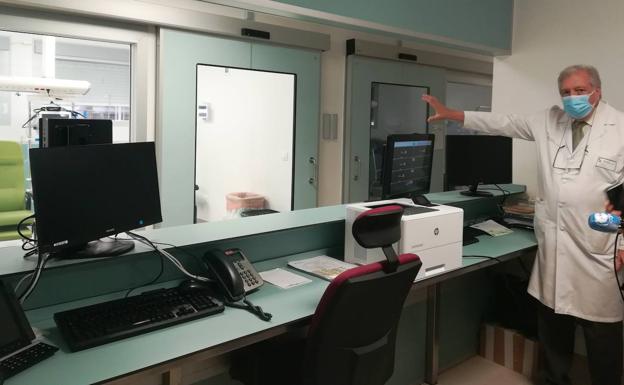 Al consejero de Sanidad «le gustaría» que la Unidad de Críticos empezara a funcionar antes de final de año