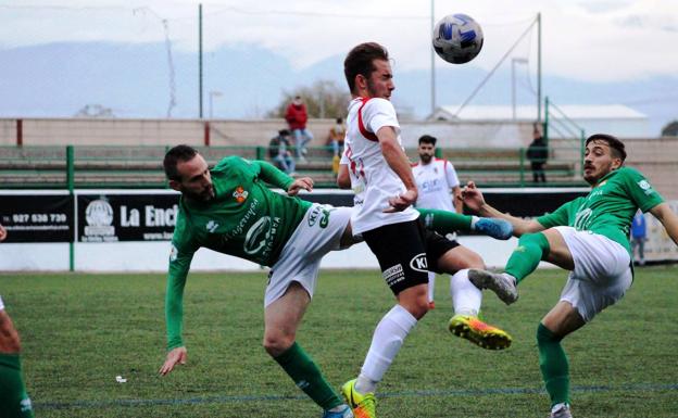 Sergio Gómez da la victoria al Moralo ante el Aceuchal