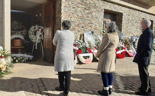 Romangordo despide a Rosario Cordero, su alcaldesa desde 2003