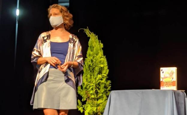 Noemí García Jiménez presenta 'La placiente espera', novela ambientada en Plasencia