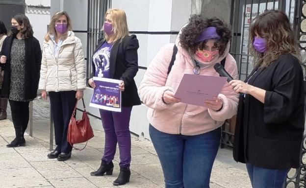 El psicólogo para el programa de atención a mujeres víctimas de violencia de género, en abril