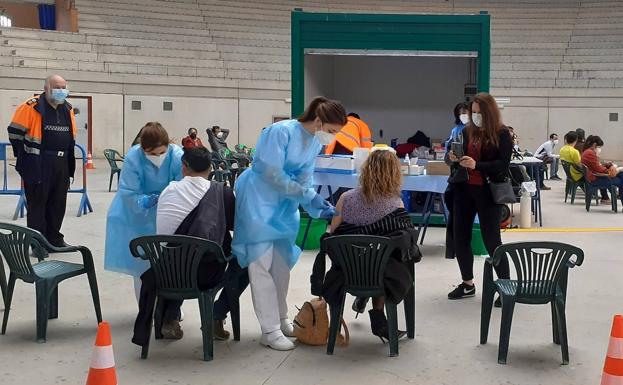 Las academias solicitan ser incluidas en el calendario de vacunación ante los alumnos de toda la zona que reciben