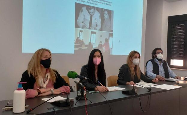 Las mujeres del PP apoyan a Jaime Vega y acusan a la alcaldesa y a la concejala de Ciudadanos de machistas