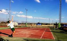 Navalmoral acoge este fin de semana el Campeonato de Extremadura de tenis por equipos cadete masculino