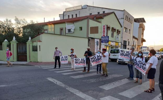 No al Muro cambia de estrategia: de las concentraciones a cortar el tráfico para hacer más visible su reivindicación