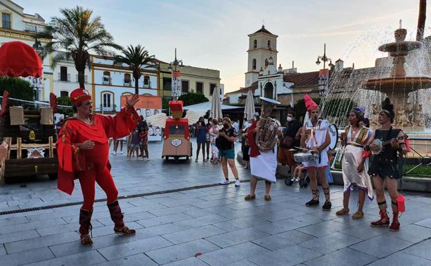 La compañía local Asaco estrena 'Discípulos de Ícaro. El musical' en el Festival de Teatro de Mérida