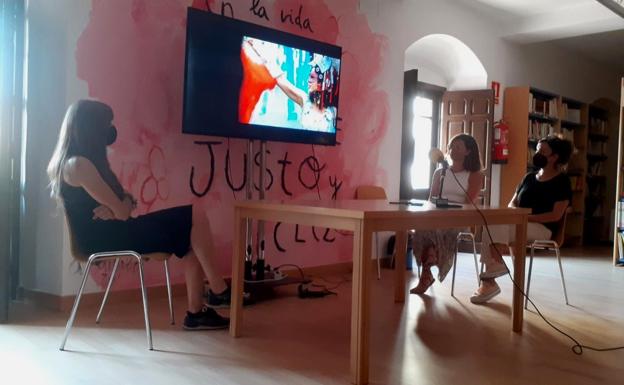 Yolanda Román y Clara Alvarado se unen en un video para promocionar Navalmoral y su entorno