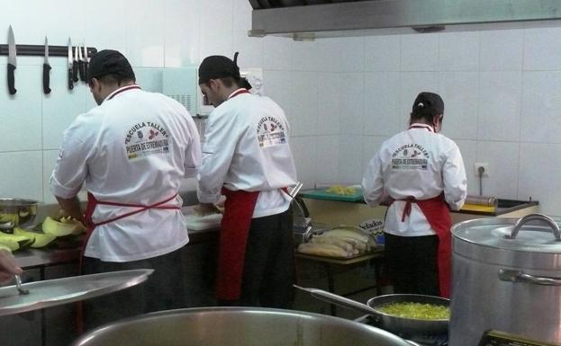 El concurso del cáterin para gestionar el comedor social queda desierto