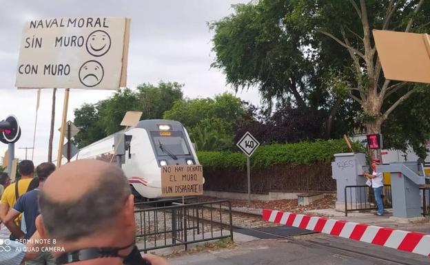El PP insiste que soterrar el tren de alta velocidad es una decisión política