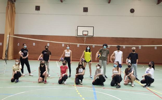 Las escuelas municipales de voleibol y baloncesto abren sus respectivos plazos de preinscripción