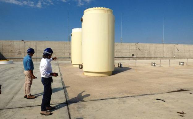 Almaraz muestra su rechazo a albergar más residuos nucleares