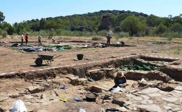 Las excavaciones en Madinat Albalat se retoman tras dos años de parón
