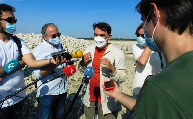 El profesor Enrique Cerrillo hablará en El Gordo de los 'Avances y la situación del dolmen del Guadalperal'