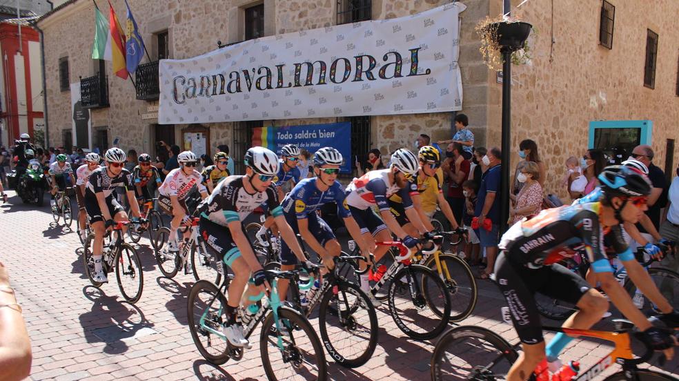 Jornada histórica para el deporte moralo: inicio de etapa de la Vuelta Ciclista
