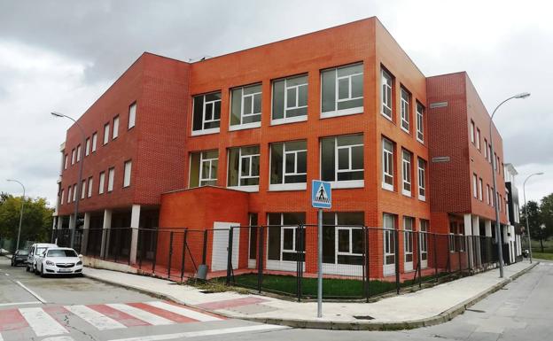 Extremeños vuelve a solicitar que se abra la residencia de mayores sin uso