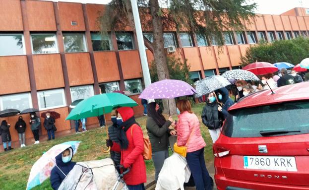 La gerencia del Área de Salud reorganiza los cribados para evitar las largas esperas