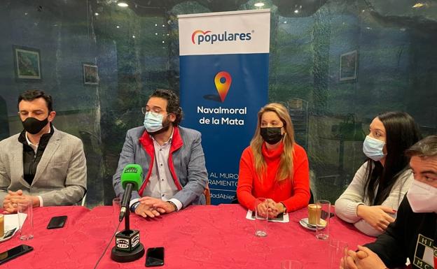 «Poner el muro y quitar las calles será el legado que nos dejen», dice el PP