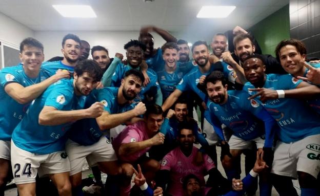 Un cañonazo de Júnior decanta el triunfo del Moralo en Jerez, 0-1