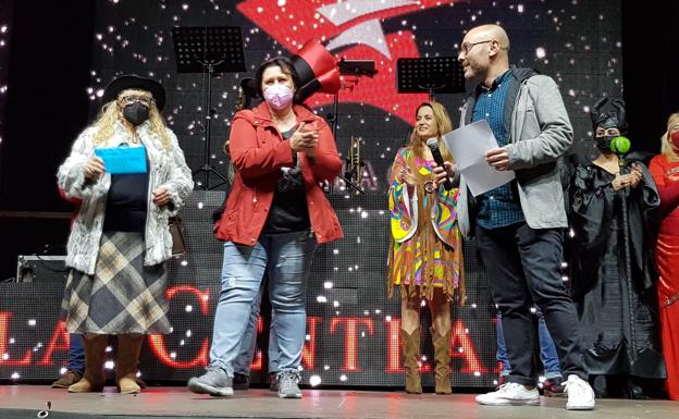 La Asociación de Fibromialgia recibe 450 euros de los caravanistas que han estado durante el Carnaval