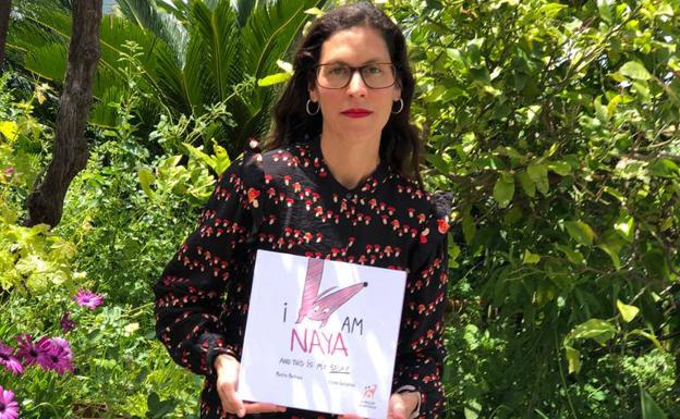 La almaraceña Monserrat Martínez publica su primer álbum ilustrado