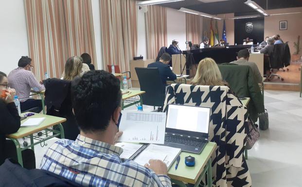El pleno ordinario de mayo incluye únicamente dos puntos de trámite
