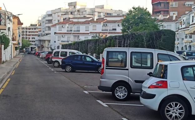 Los aparcamientos de la calle Puerto del Escudo aumentan hasta 45