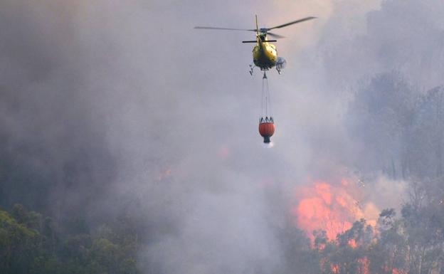 El incendio de Casas de Miravete quema casi 2.800 hectáreas