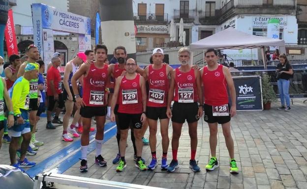 Navalmaratón se une a la fiesta deportiva de la Media Maratón de Cáceres
