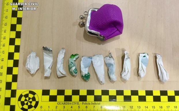 La Guardia Civil detiene a un joven durante las fiestas de San Miguel por tráfico de drogas