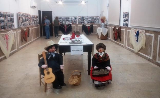El Encinar clausura la exposición 'Navalmoral en el recuerdo'