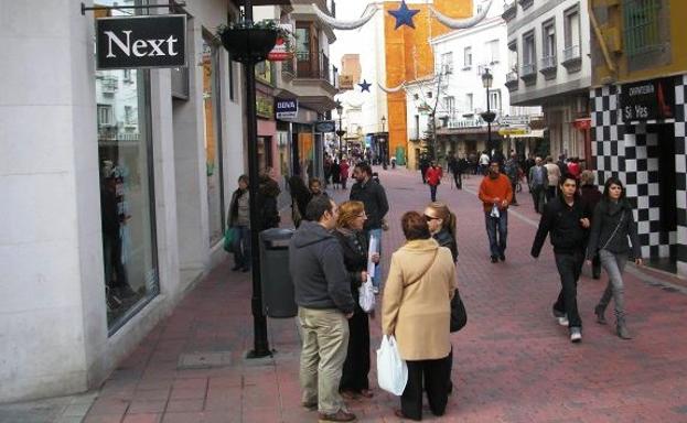 El comercio local repartirá 4.500 euros en Navidad entre sus clientes