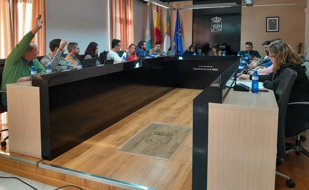 Los presupuestos del 2023 traerán el bus urbano, un Plan Barrios o un memorial por las víctimas de la represión