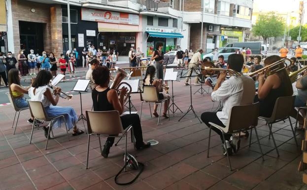 La Escuela de Música iniciará el curso con tres meses de retraso