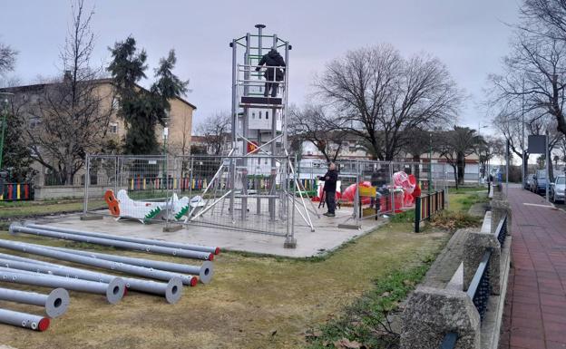 El Ayuntamiento retoma la renovación de los parques infantiles
