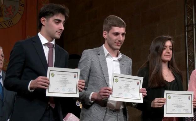 Carlos Serrano Paz, premio al Mejor Expediente de Grado en Economía de la Universidad de Extremadura