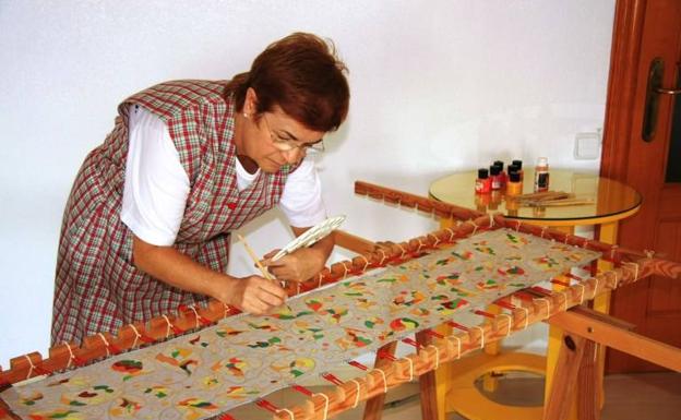 La artista Carmen Ramón Mesado expone su obra en el Museo de Olivenza