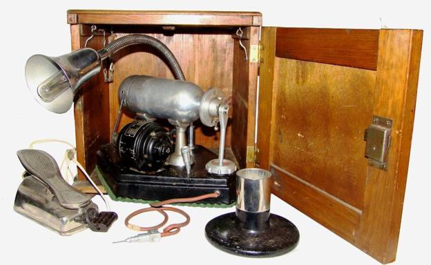Una máquina de ramallar medias, pieza del mes de diciembre de 2018 en el Museo de Olivenza