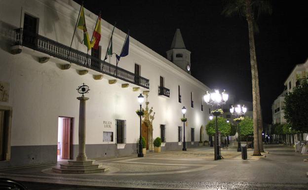 Olivenza sustituirá 409 luminarias por tecnología LED para ahorrar energía