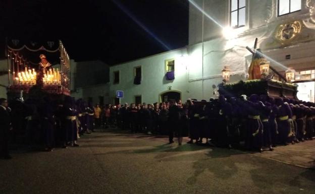 Emoción y recogimiento el Lunes Santo con la procesión de 'Los Obreros'