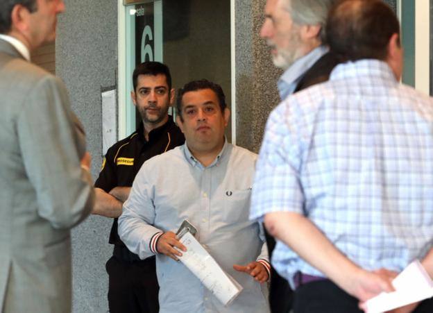 Un sobrino de Ruiz-Mateos, a juicio por desviar dinero del matadero de Olivenza