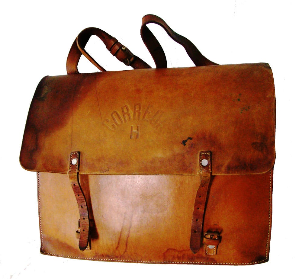 Una cartera, pieza del mes de octubre de 2019 en el Museo de Olivenza