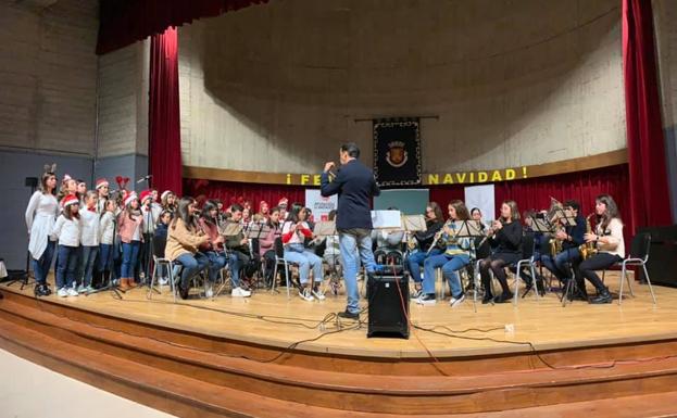 La Escuela Municipal de Música ofreció en diciembre su tradicional Concierto de Navidad 2019