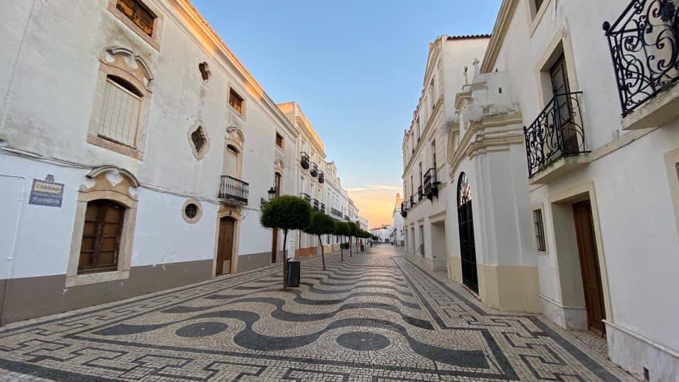 El estado de alarma nacional decretado por el Gobierno paraliza Olivenza y su comarca