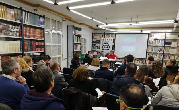 Renovada la directiva de ADERCO, presidida por el alcalde de Almendral